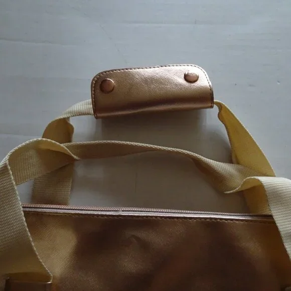 BAG - JENNIFER LOPEZ (JLO) Bag/Duffle - Large Weekend Overnight Travel Bag - Picture 3 of 8